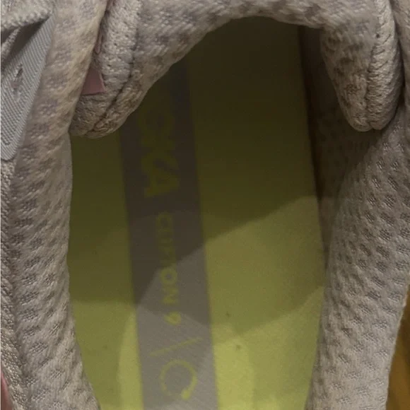 Women’s Hoka Clifton 9 running shoes - Picture 9 of 10